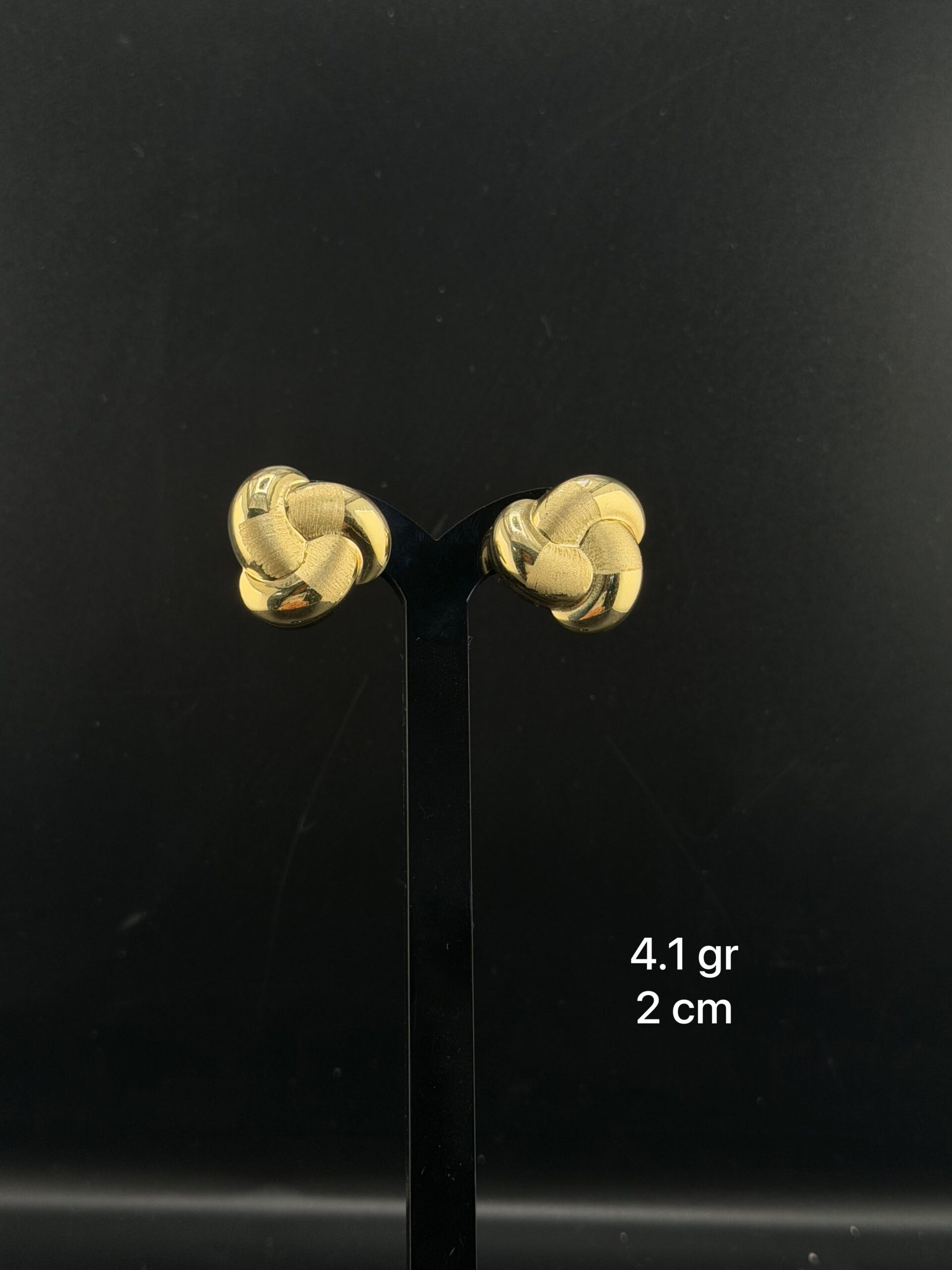 Broquel nudo amarillo satinado 10kilates
