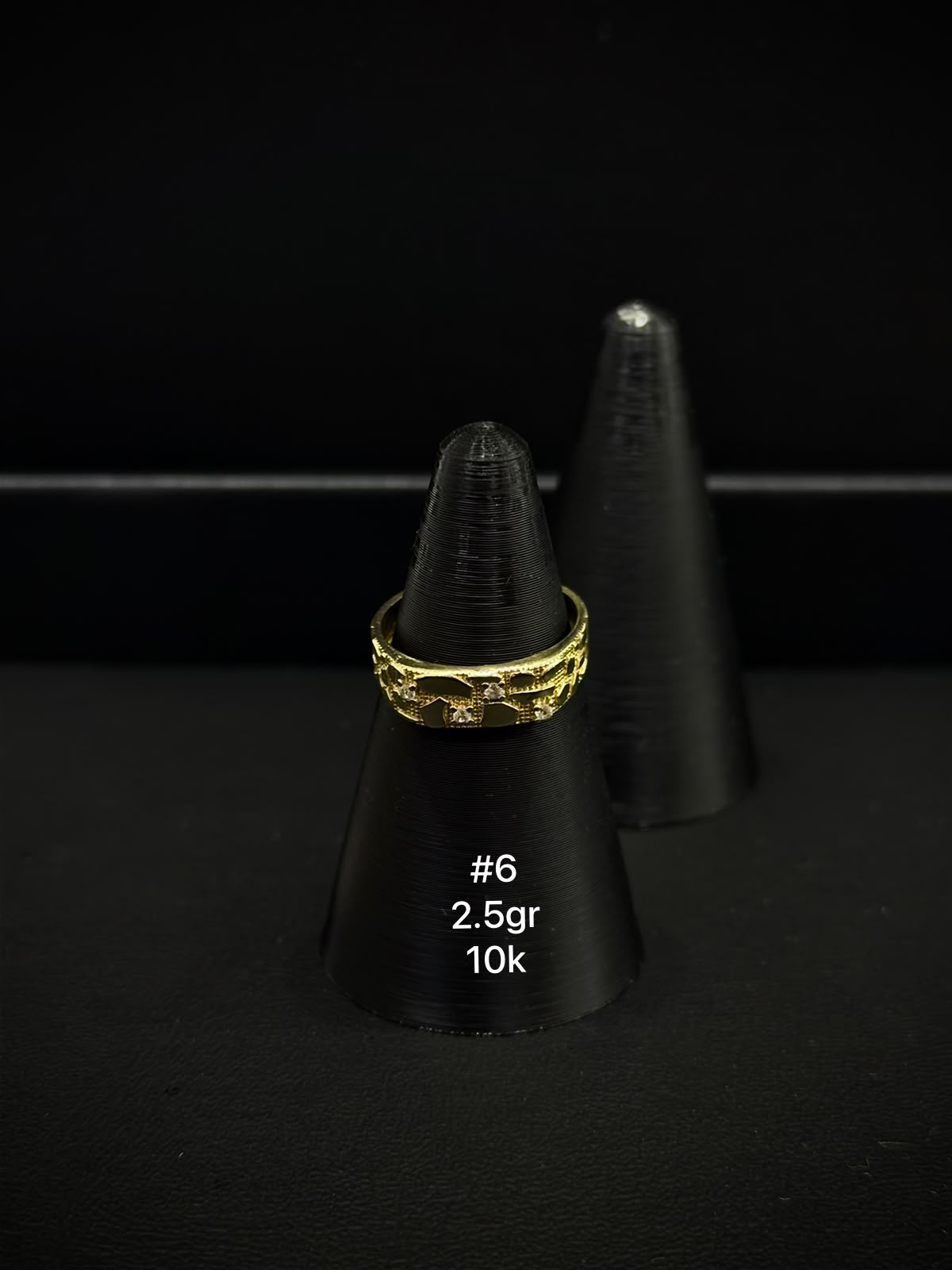 Anillo de dama en oro de 10k