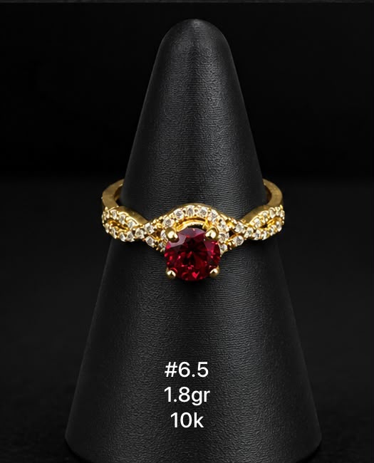 Anillo de dama en oro de 10k