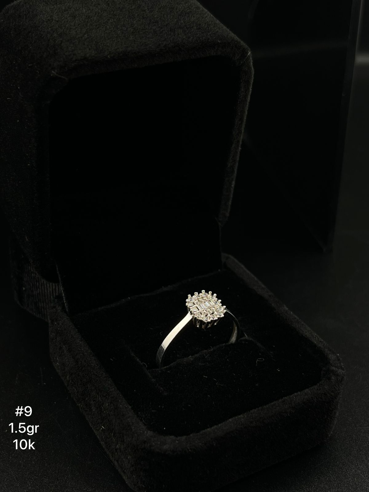 Anillo de compromiso en oro de 10k
